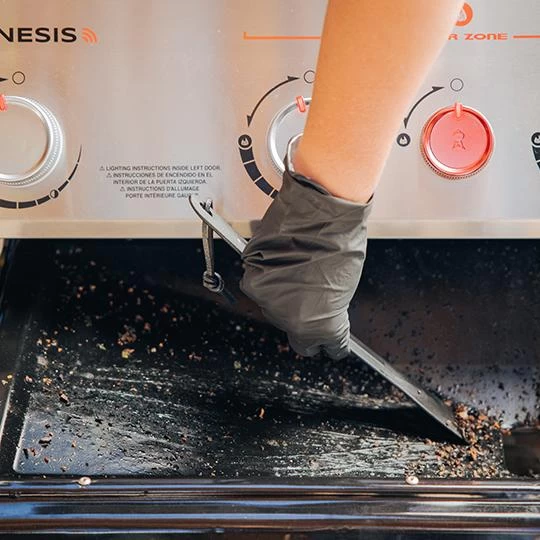 Weber GENESIS E-325s With WEBER CRAFTED Griddle - Natural Gas - Image 6