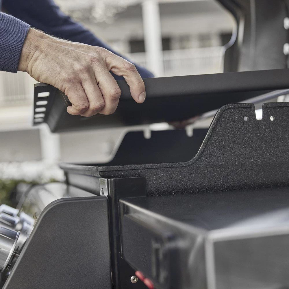 Weber Spirit Full-Size Griddle - 300 Series - Image 3